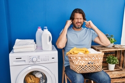 Ako znížiť hlučnosť práčky a kúpeľne: Efektívne riešenia pre tichší domov